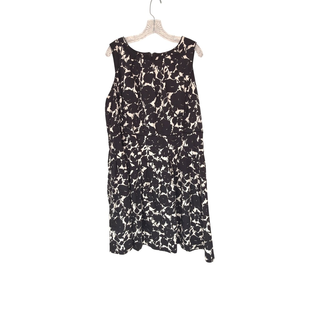 Talbots‎ Woman Petites 18WP Black White Floral Fit Flare Cotton Dress Sleeveless
